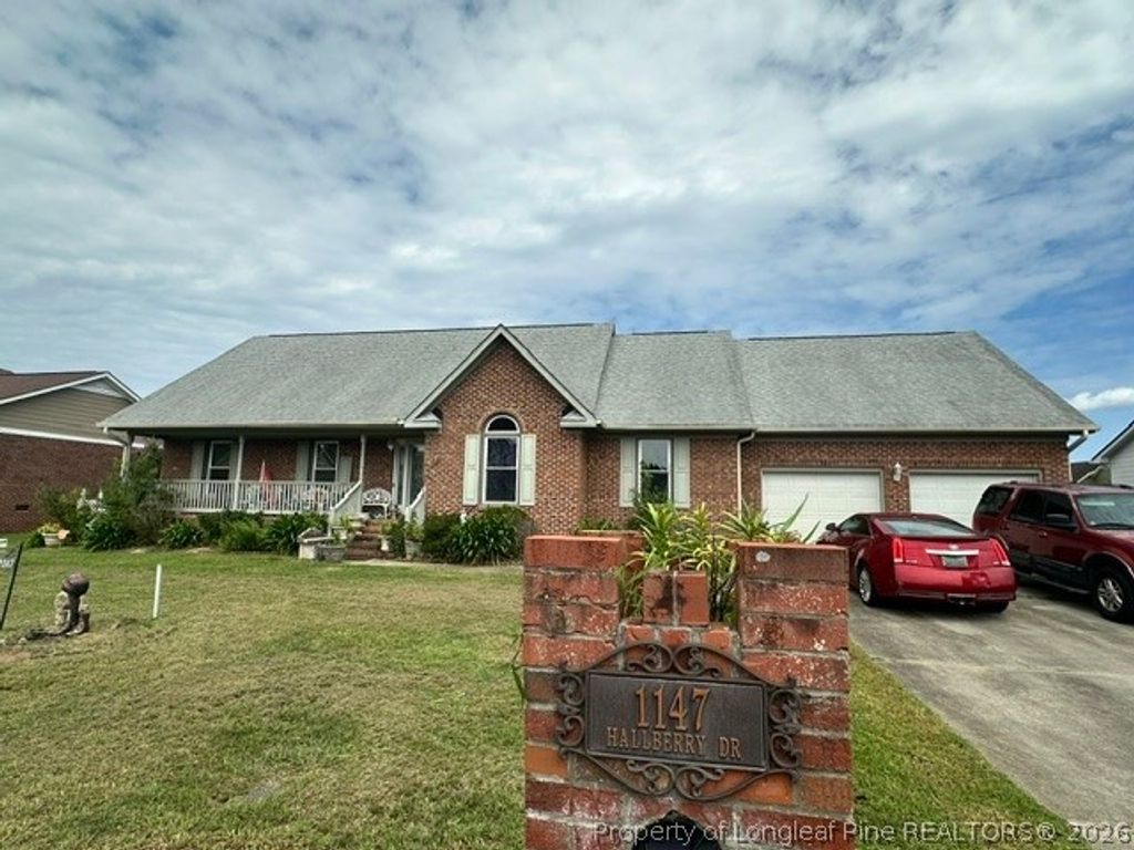1147 Hallberry Drive, Fayetteville, NC 28314 — exterior
