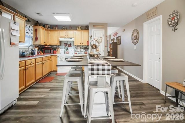 2120 Tryon Courthouse Road, Bessemer City, NC 28016