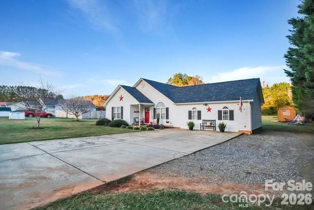2120 Tryon Courthouse Road, Bessemer City, NC 28016