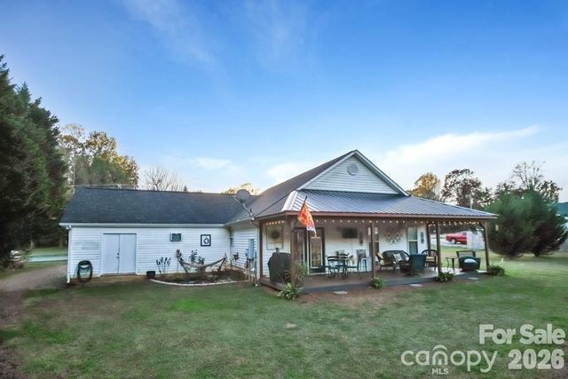 2120 Tryon Courthouse Road, Bessemer City, NC 28016