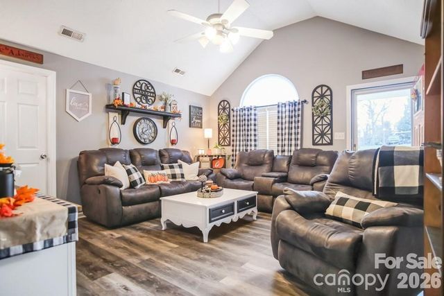 2120 Tryon Courthouse Road, Bessemer City, NC 28016