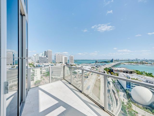 1100 Biscayne Blvd 2105, Miami, FL 33132