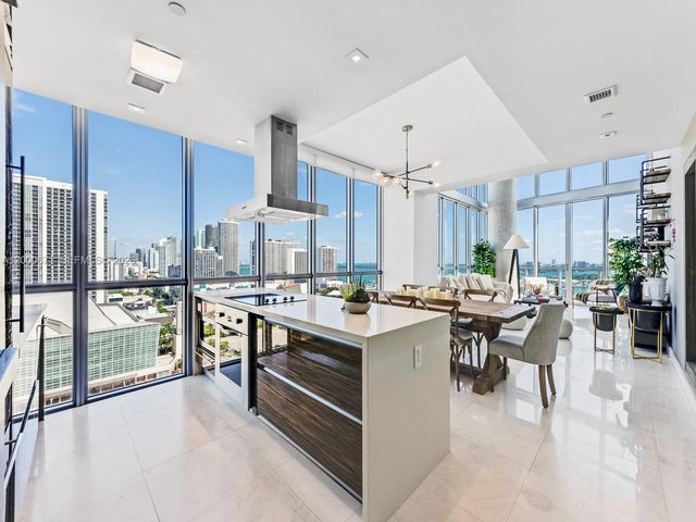 1100 Biscayne Blvd 2105, Miami, FL 33132