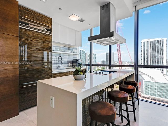 1100 Biscayne Blvd 2105, Miami, FL 33132