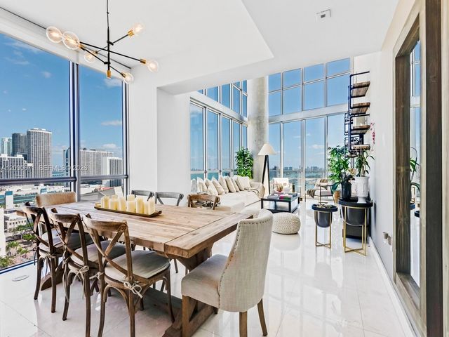 1100 Biscayne Blvd 2105, Miami, FL 33132