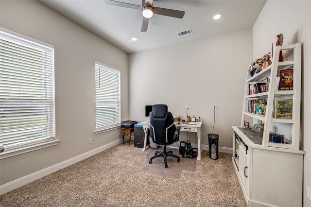 2205 Briarwood Drive, Bridgeport, TX 76426