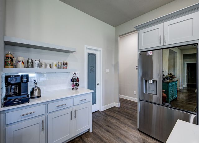 2205 Briarwood Drive, Bridgeport, TX 76426