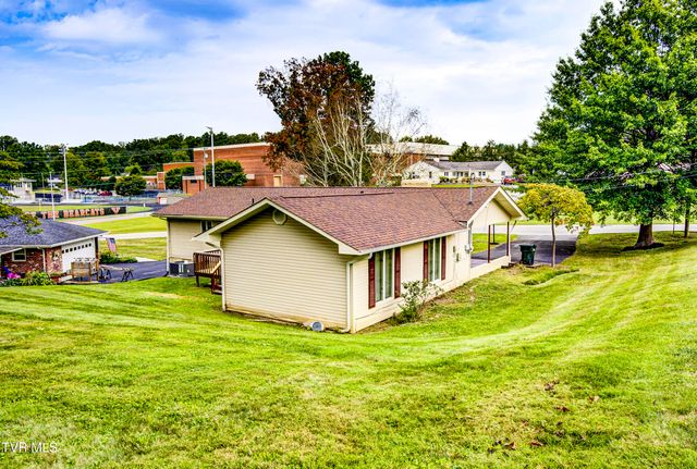 167 Cherry Lane, Bristol, VA 24201