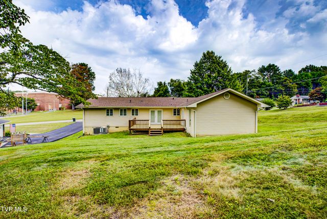 167 Cherry Lane, Bristol, VA 24201