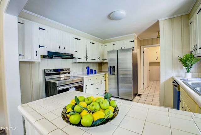 167 Cherry Lane, Bristol, VA 24201