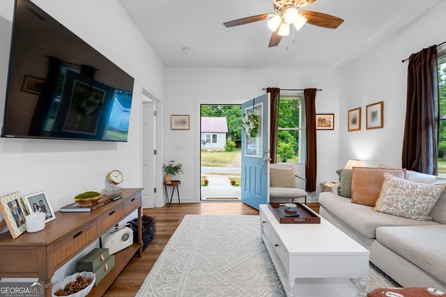 506 Askew Avenue, Hogansville, GA 30230
