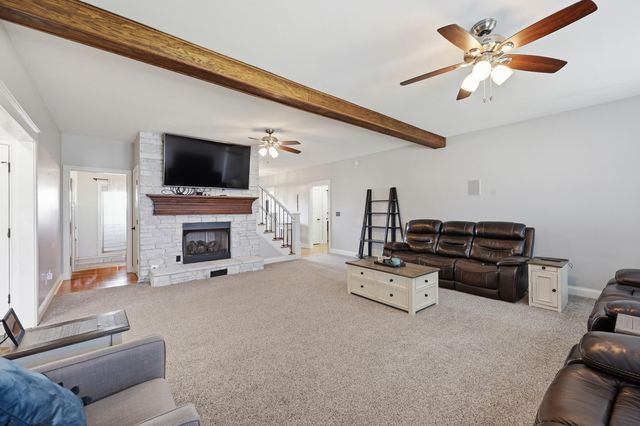 104 Sutton Lane, Lancaster, KY 40444