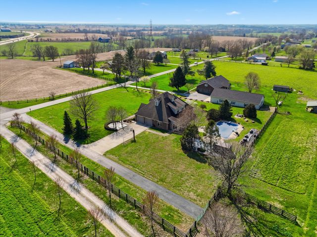 104 Sutton Lane, Lancaster, KY 40444