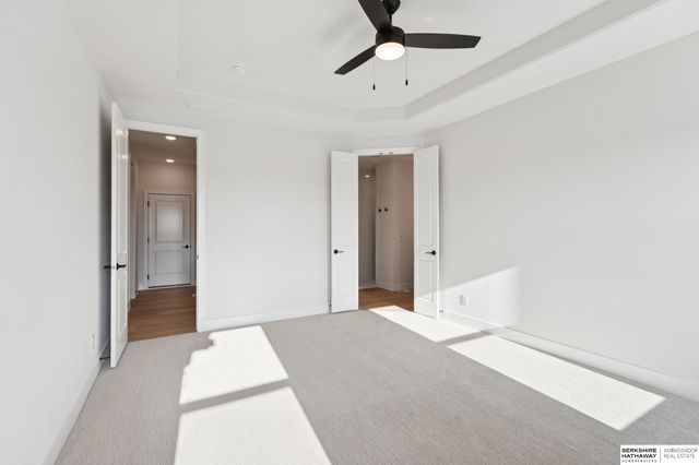 18067 Sycamore Drive, Gretna, NE 68028