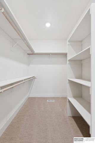 18067 Sycamore Drive, Gretna, NE 68028