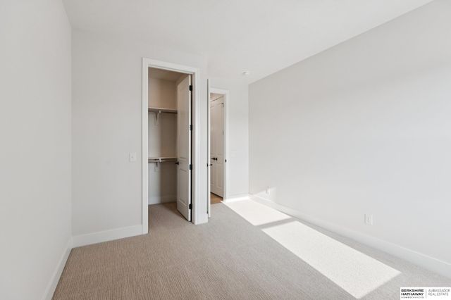 18067 Sycamore Drive, Gretna, NE 68028