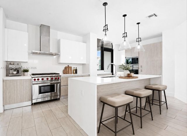 30 Isle Of Venice Dr 403, Fort Lauderdale, FL 33301