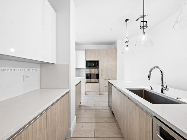 30 Isle Of Venice Dr 403, Fort Lauderdale, FL 33301