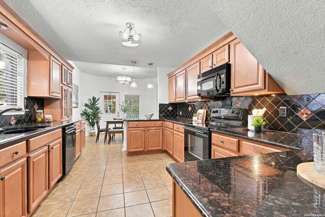 2310 Creekside Bend, San Antonio, TX 78259