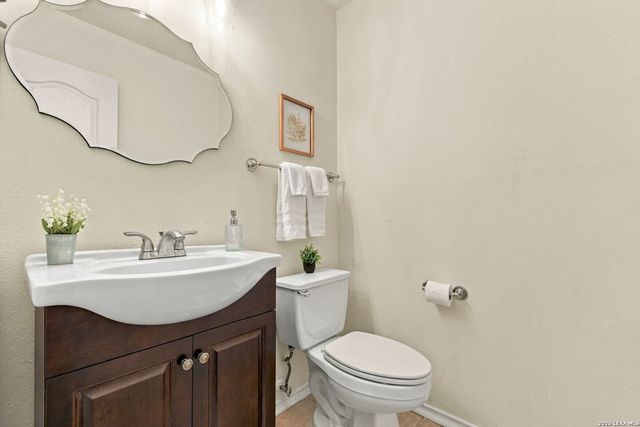 2310 Creekside Bend, San Antonio, TX 78259