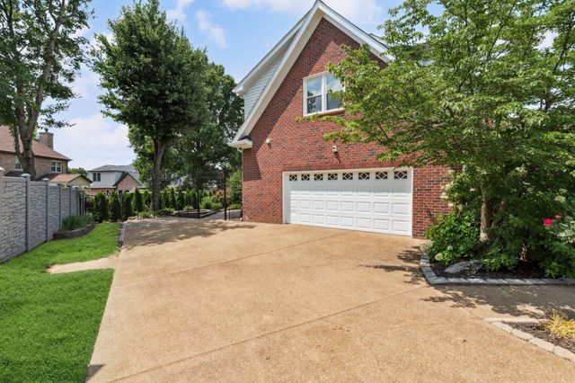 2105 Chels Way, Old Hickory, TN 37138