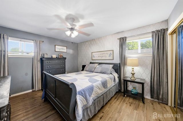 116 Kendall Drive, Sayreville, NJ 08859