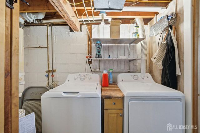 116 Kendall Drive, Sayreville, NJ 08859