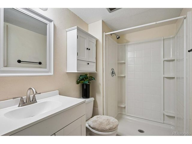 1723 Robb St 14, Denver, CO 80215
