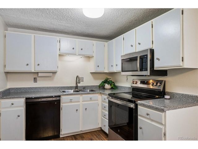 1723 Robb St 14, Denver, CO 80215
