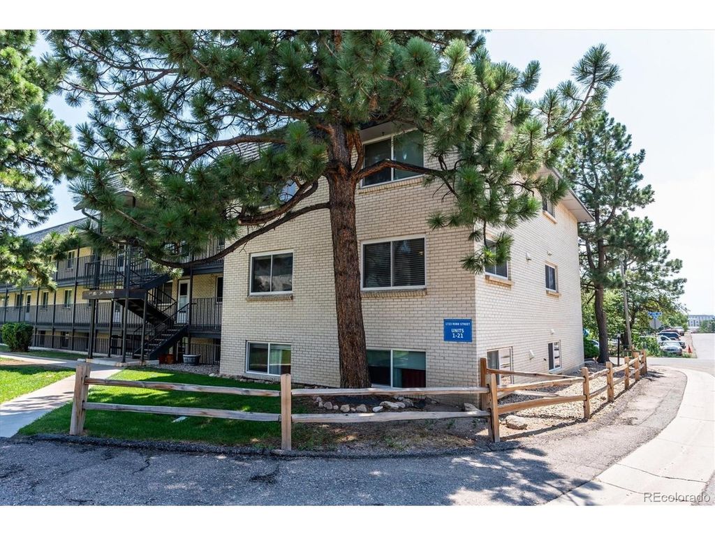 1723 Robb St 14, Denver, CO 80215