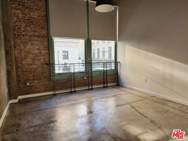 711 S Olive Street 505, Los Angeles, CA 90014