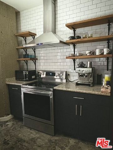 711 S Olive Street 505, Los Angeles, CA 90014