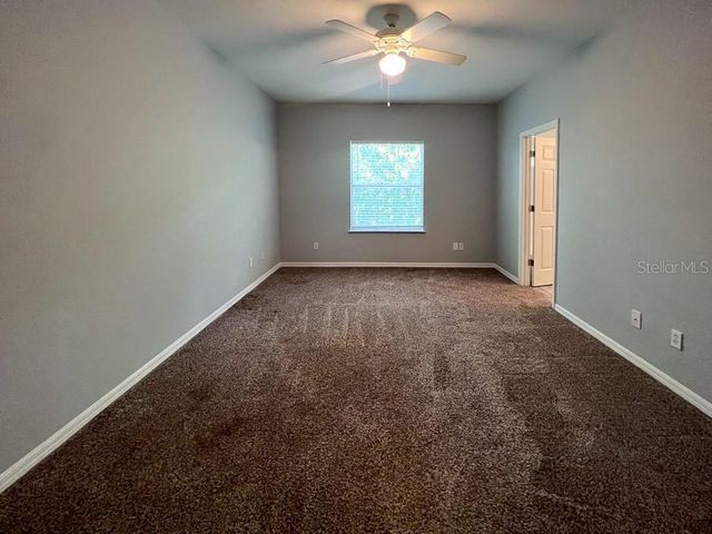5048 NW 1ST PLACE, Gainesville, FL 32607