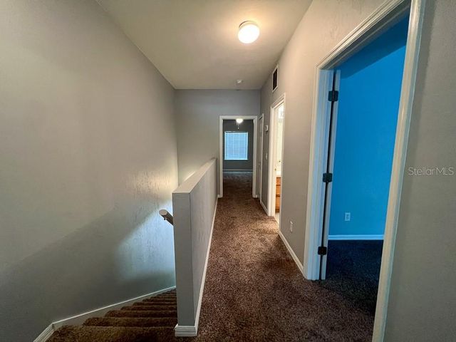 5048 NW 1ST PLACE, Gainesville, FL 32607