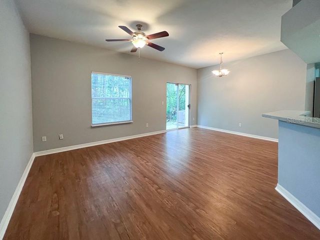 5048 NW 1ST PLACE, Gainesville, FL 32607