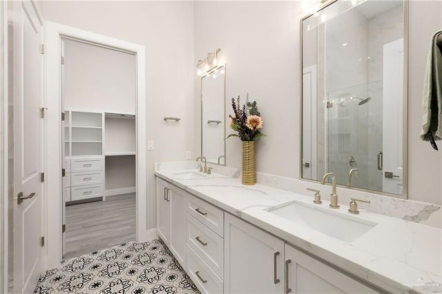 1700 S Middleton Street, Edinburg, TX 78539