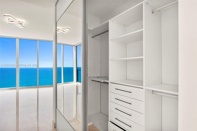 17001 Collins Avenue 4208, Sunny Isles Beach, FL 33160