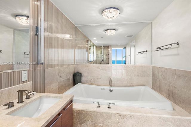 17001 Collins Avenue 4208, Sunny Isles Beach, FL 33160