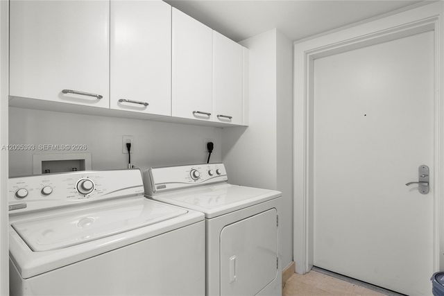 17001 Collins Avenue 4208, Sunny Isles Beach, FL 33160