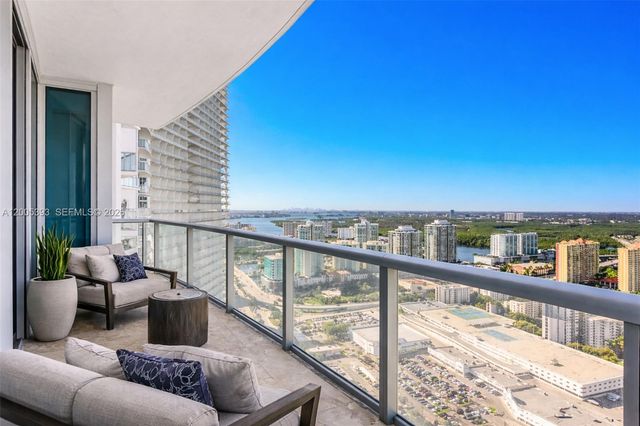 17001 Collins Avenue 4208, Sunny Isles Beach, FL 33160