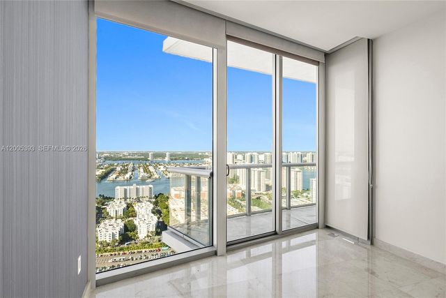 17001 Collins Avenue 4208, Sunny Isles Beach, FL 33160