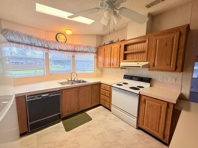 220 ELLSWORTH DRIVE, Kissimmee, FL 34758