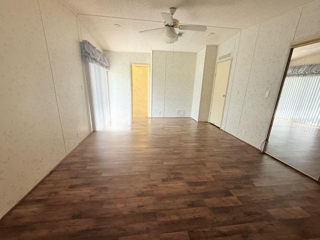 220 ELLSWORTH DRIVE, Kissimmee, FL 34758