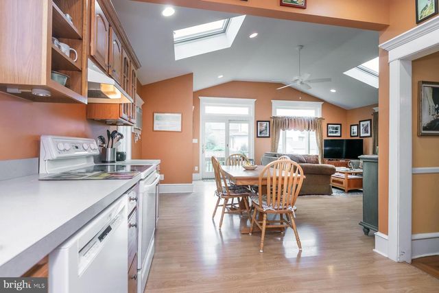 949 PARK AVE, Collingswood, NJ 08108