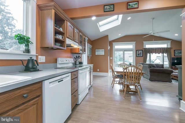 949 PARK AVE, Collingswood, NJ 08108
