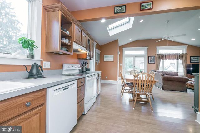 949 PARK AVE, Collingswood, NJ 08108