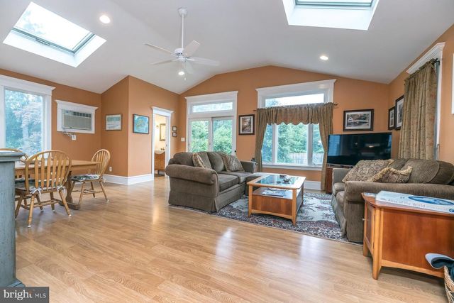 949 PARK AVE, Collingswood, NJ 08108