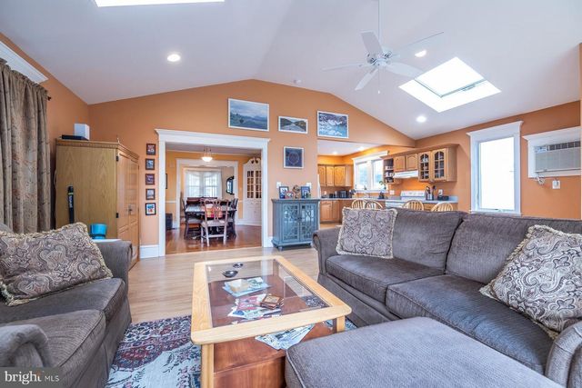 949 PARK AVE, Collingswood, NJ 08108