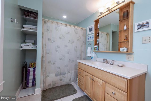 949 PARK AVE, Collingswood, NJ 08108
