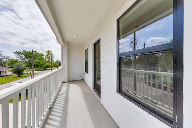 5709 Gano Street, Houston, TX 77009